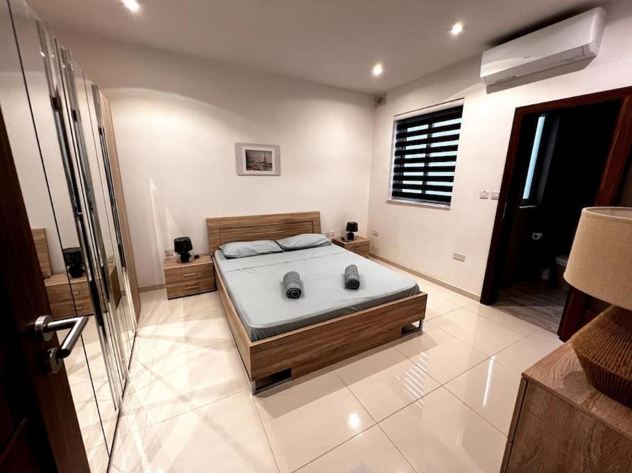 Viewline Seaview Modern 3 Bedroom Apartment マルサシュロック エクステリア 写真